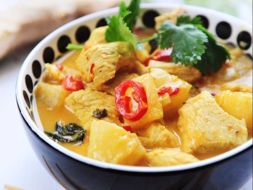 แกงคั่วสับปะรดหมู อาหารภาคกลาง