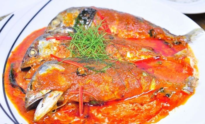 ฉู่ฉี่ปลาทูสด อาหารภาคกลาง