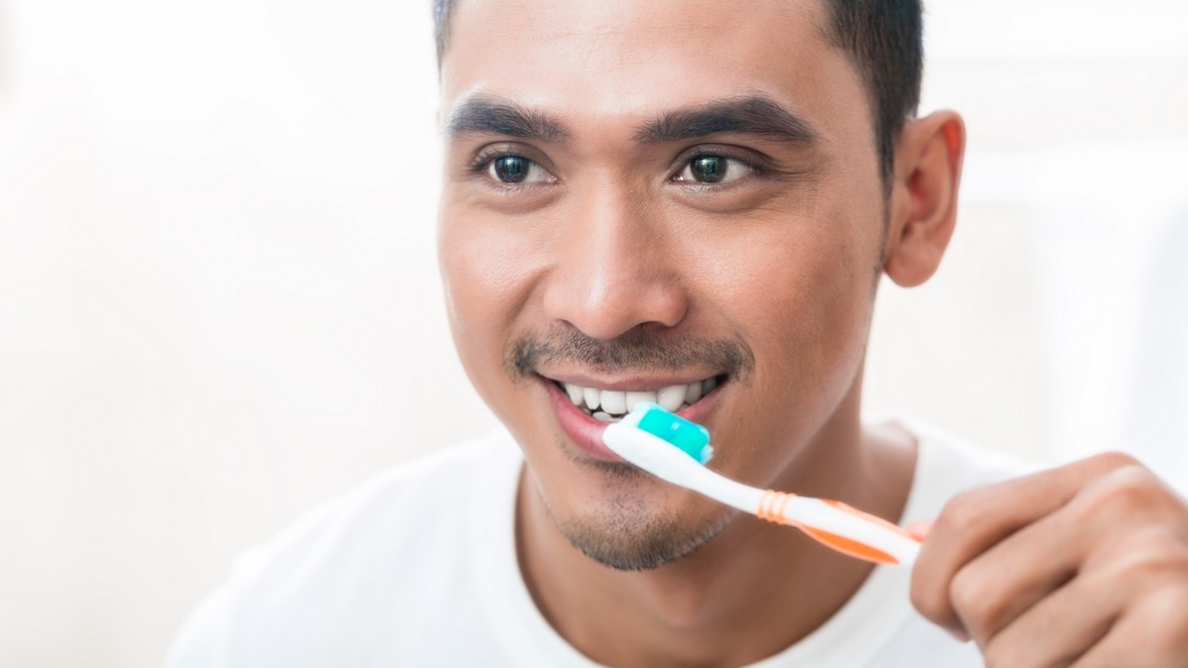 แปรงฟันอย่างไรให้ถูกวิธี