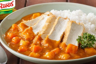 ข้าวแกงกะหรี่ญี่ปุ่นเต้าหู้ทอด  อาหารเจ