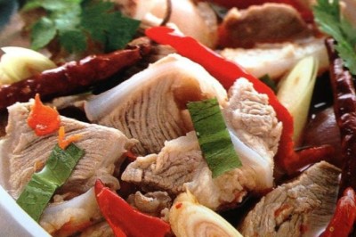 ต้มแซ่บกระดูกหมูอ่อน อาหารภาคอีสาน