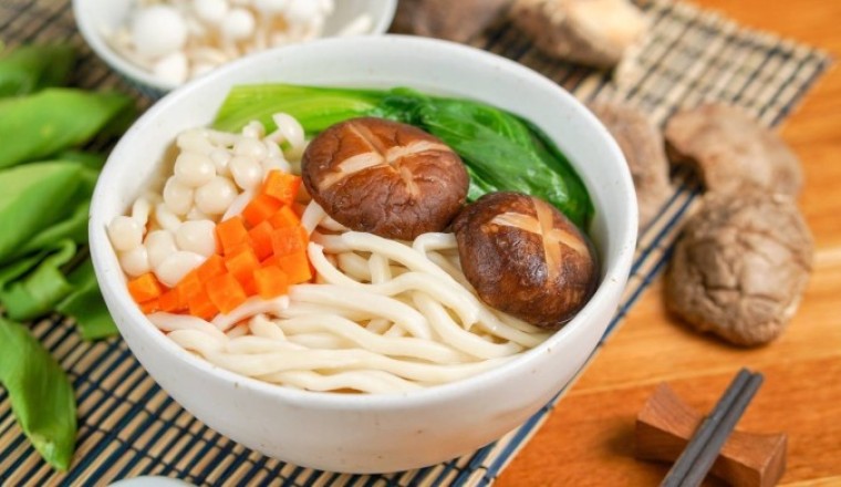 อุด้งน้ำเห็ดหอม อาหารเจ