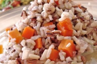 ข้าวกล้องหุงกับแครอท อาหารเจ