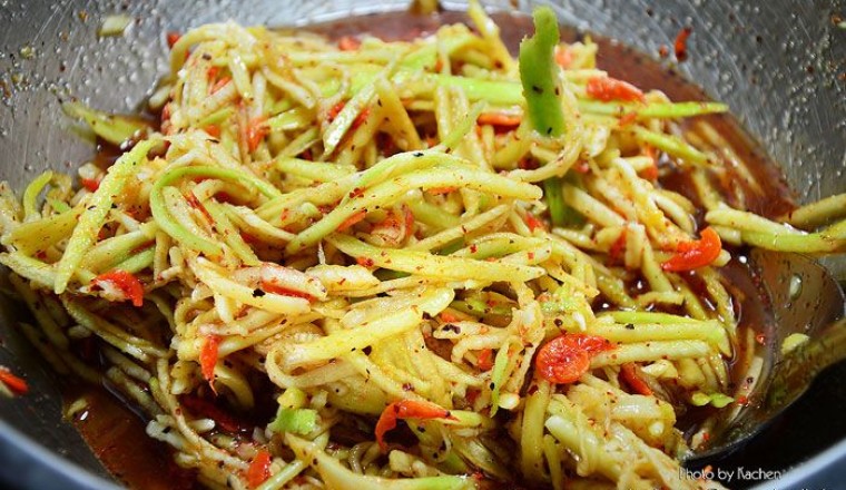 ยำมะม่วง (สากล) อาหารภาคใต้