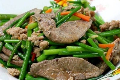 ดอกหอมผัดตับ อาหารภาคใต้