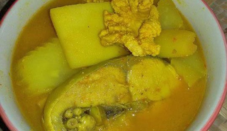 แกงส้มปลาซาบะผักรวม อาหารภาคใต้