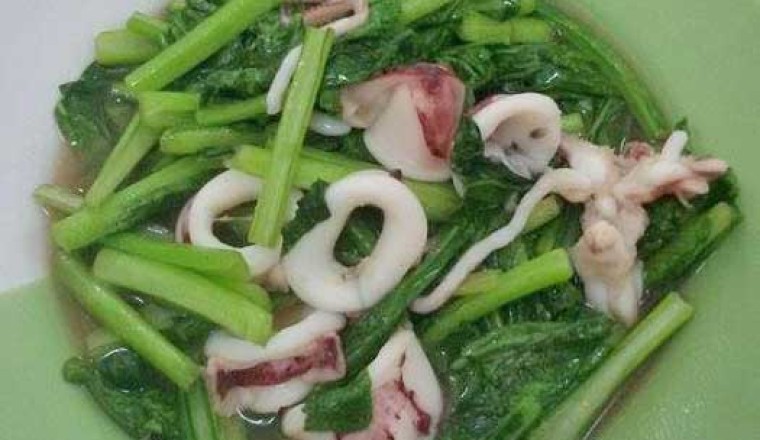 ปลาหมึกผัดกวางตุ้ง อาหารภาคใต้