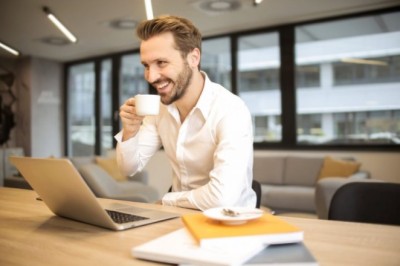 เคล็ดลับการดูแลตัวเองให้แข็งแรงในช่วงเวลาทำงาน