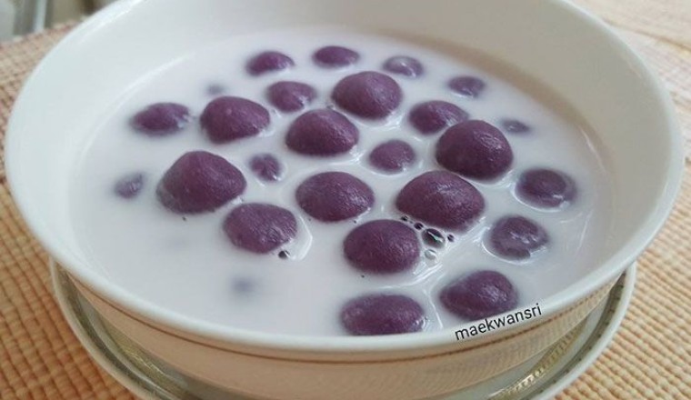 บัวลอยมันสีม่วง ขนมไทย