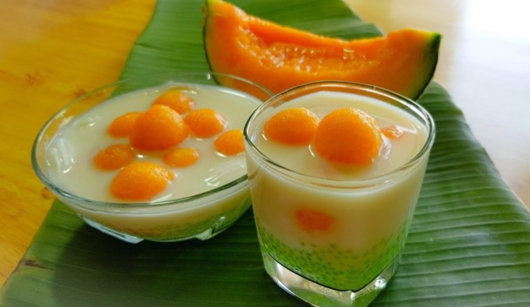 สาคูเมล่อนนมสด ขนมไทย