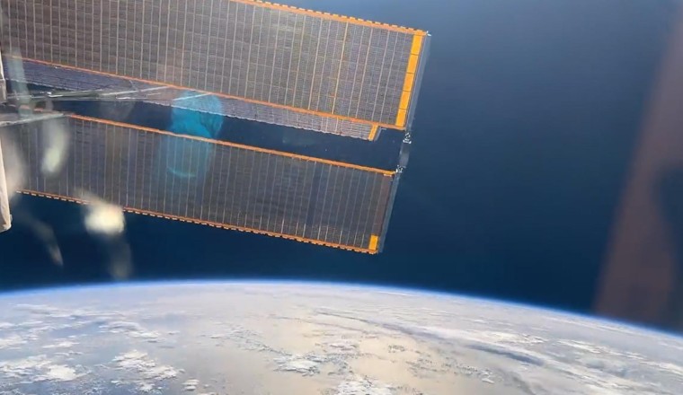 มหาเศรษฐีชาวญี่ปุ่นแชร์ภาพถ่ายโลกแบบ Time-Lapse อันน่าทึ่ง ส่งตรงจากอวกาศ