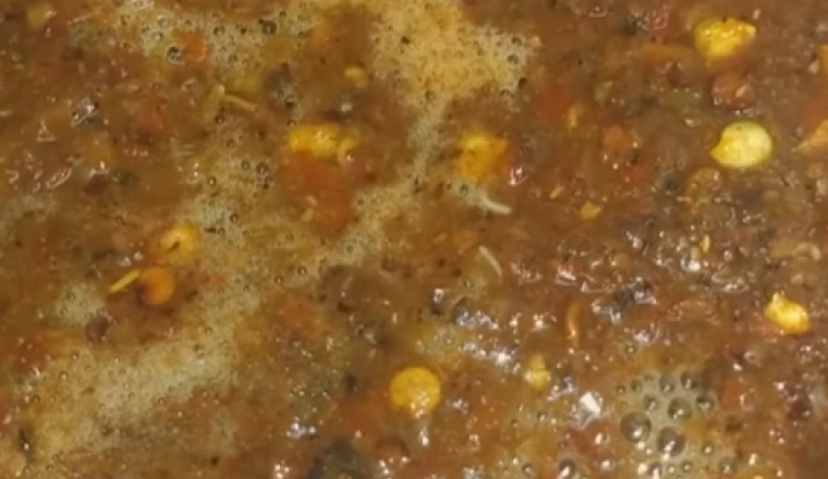 อ้วกแทบพุ่ง! หนุ่มสุดช็อกสั่งเมนูจิ้มจุ่ม เจอหนอนในน้ำจิ้ม เจอแบบนี้ทำเซ็งเลย