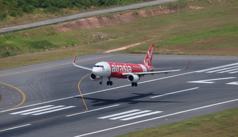 แอร์เอเชียเอาใจคุณแม่ รับขนส่งนมแม่ฟรีทั่วประเทศ