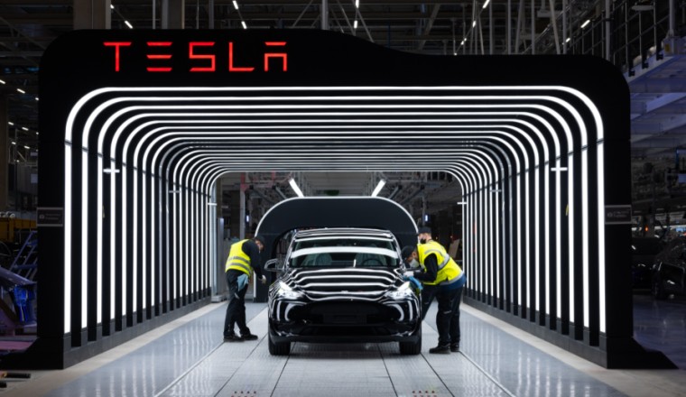 Tesla ไตรมาส 4/2021 รายได้โต 65% - Elon Musk บอกปีนี้ไม่มีเปิดตัวรถรุ่นใหม่