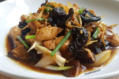 ไก่ผัดขิง อาหารภาคกลาง