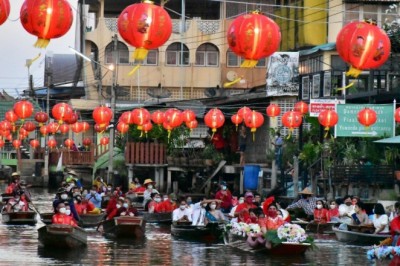 เริ่มแล้ว ท่องเที่ยววิถีใหม่ ไชน่าทาวน์ตลาดน้ำ “ยามเย็น” ดำเนินสะดวก