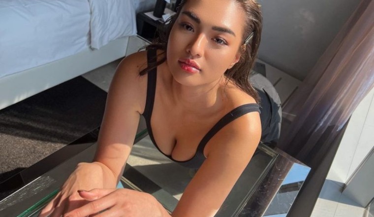 สยบดราม่า! แอน แอนชิลี อวดลุคเซ็กซี่เกินต้าน แววตาพิฆาต-ท่าโพสจัดเต็ม