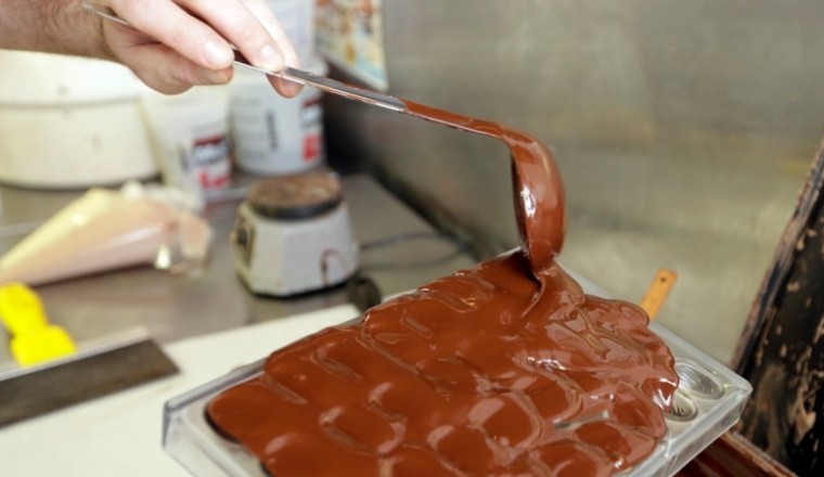 ฉลองวาเลนไทน์ในยุคโควิด: ดินเนอร์อยู่บ้าน - สั่งอาหารพิเศษทานเอง