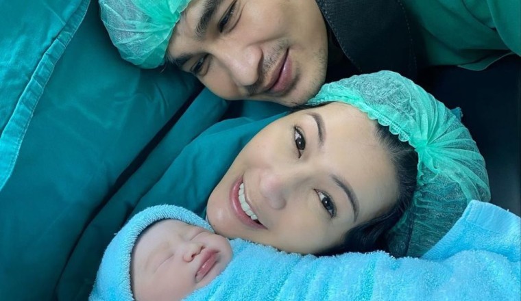 แก้ม กวินตรา โพสต์ข่าวดีรับวาเลนไทน์ คลอดลูกชายคนแรกในวันแห่งความรัก