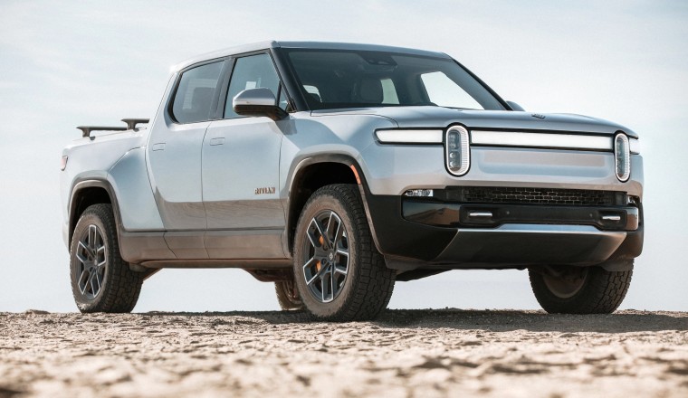 Rivian เผยผลประกอบการปี 2021 ขาดทุนค่อนข้างหนัก คาดปีนี้จะผลิตรถได้น้อย ส่งผลหุ้นร่วง 13%