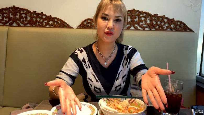 มิยาบิ อดีตดารา AV ขวัญใจมหาชน พาชิมอาหารไทย ลองแล้วเกือบร้องเผลอสูดพริกบ่นเข้าจมูก