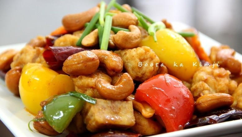 ไก่ผัดเม็ดมะม่วงหิมพานต์ อาหารจานเดียว