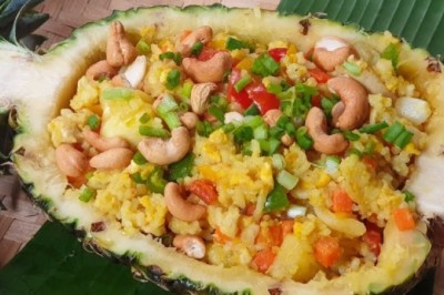 ข้าวผัดสับปะรด อาหารจานเดียว