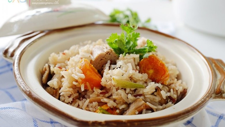 ข้าวอบเผือก อาหารจานเดียว