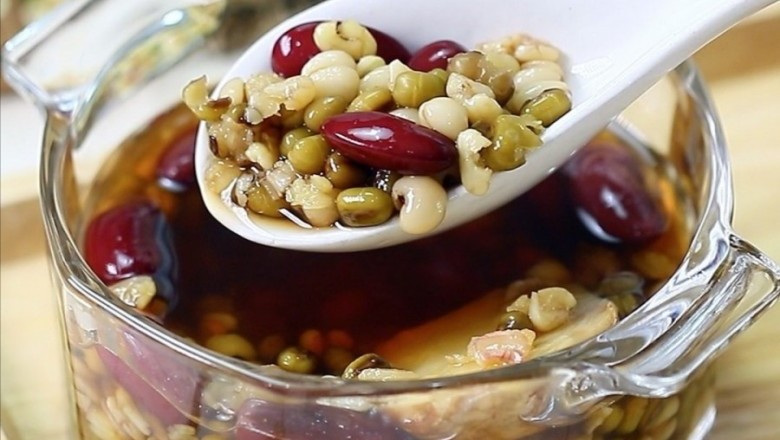 ถั่วต้มหลากสี ขนมนานาชาติ