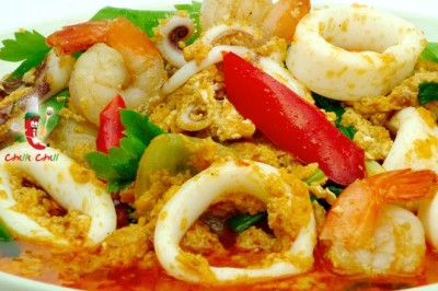 ทะเลผัดผงกะหรี่ อาหารจานเดียว