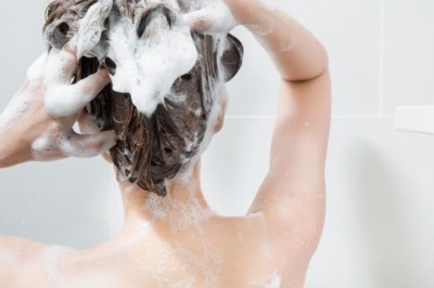 แค่สระผมให้ถูกวิธีก็มีผมสวยได้