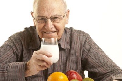 วิตามินดี แคลเซียม คู่ซี้ที่ดีของผู้สูงวัย