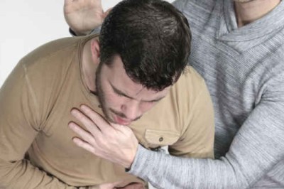 แนะวิธีรับมือการสำลักอย่างถูกต้อง