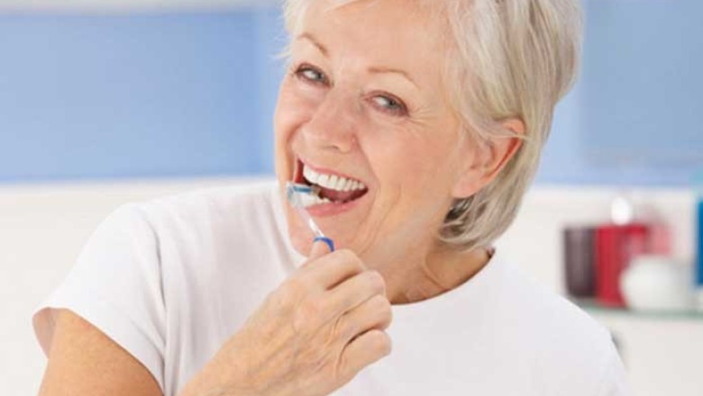 เทคนิคดูแลสุขภาพฟัน สำหรับผู้สูงอายุ