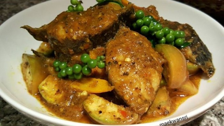 ผัดเผ็ดปลาดุกทะเล อาหารภาคใต้