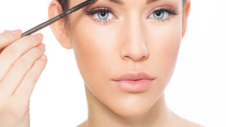 เติมคิ้วให้สวยเต็มในสามขั้นตอน