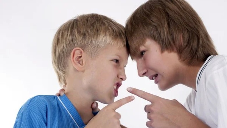 เมื่อพี่น้องทะเลาะกัน