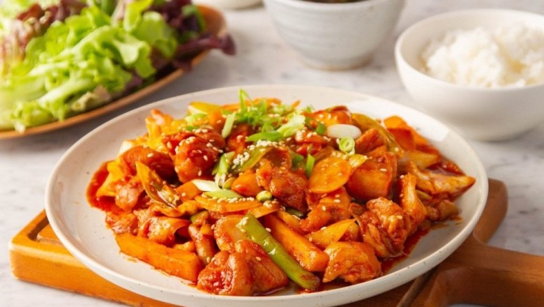 หมูผัดกิมจิ อาหารเกาหลี