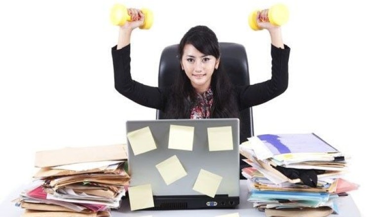 5 วิธีออกกำลังกายง่ายๆ ในที่ทำงาน