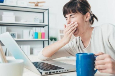 กินอย่างไร เมื่อจำเป็นต้องอดนอน