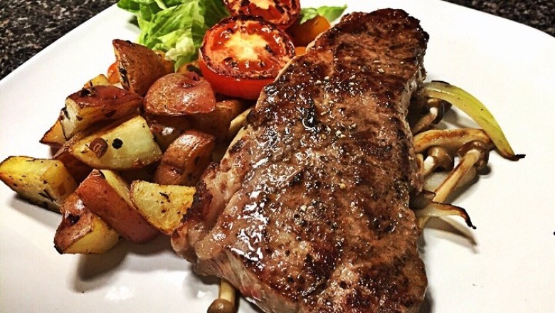 หมักเนื้อสเต็กให้นุ่มอร่อย