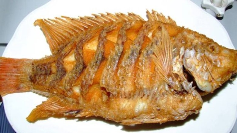 ทอดปลาสดอย่างไรให้สวยน่าทาน