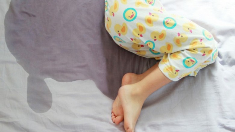 ลูกปัสสาวะรดที่นอน..จะแก้ไขอย่างไร