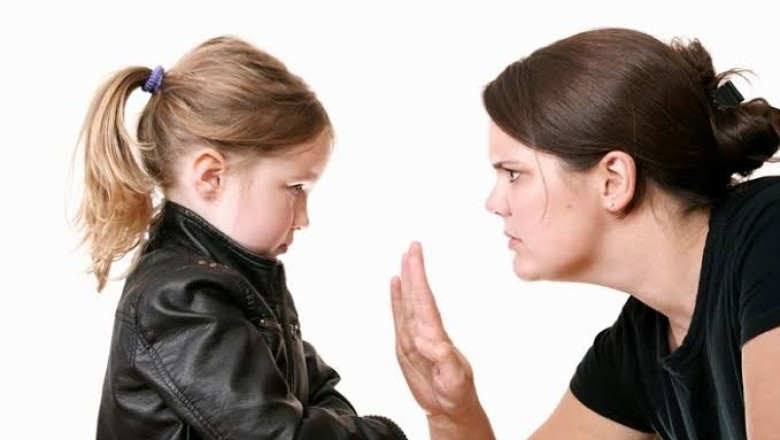 ทำอย่างไรเมื่อลูกพูดคำหยาบ