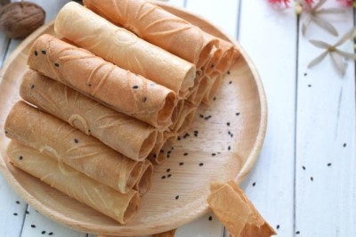 เคล็ดลับการนวดแป้งทำทองม้วนให้กรอบอร่อย