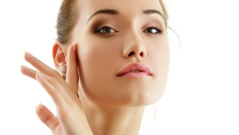 3 ท่านวดกดจุดอัพผิวสวยก่อนนอน