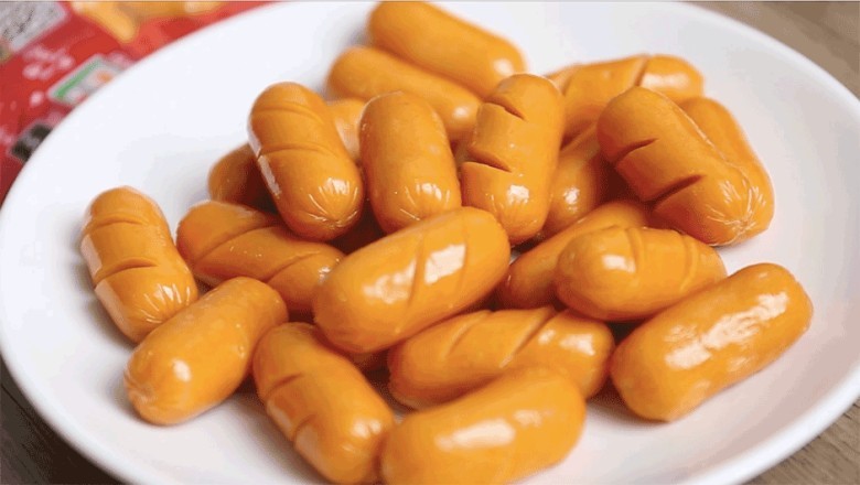 เคล็ดลับการทอดไส้กรอกไม่ให้แตก