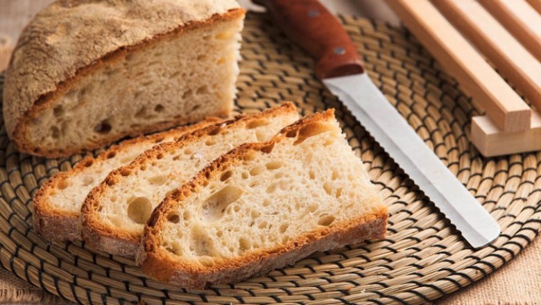 เคล็ดลับการหั่นขนมปังไม่ให้เนื้อขนมยุ่ย