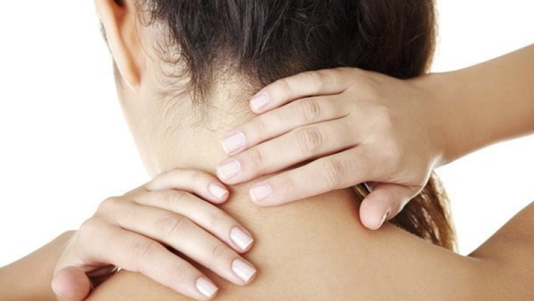 มานวดคอกันดีกว่า