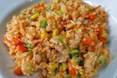 ข้าวผัดกิมจิ อาหารจานเดียว